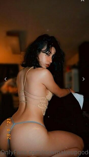 Full leaked Newmakeupgoddess private onlyfans photo