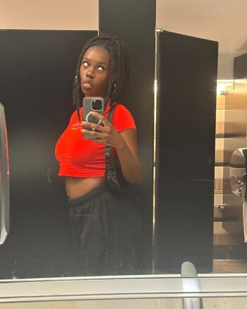 Full leaked Nia sondaya private onlyfans photo