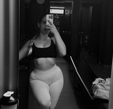 Full leaked Nice gym girl private onlyfans photo