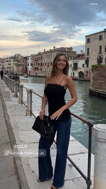 Full leaked Nicola cavanis private onlyfans photo