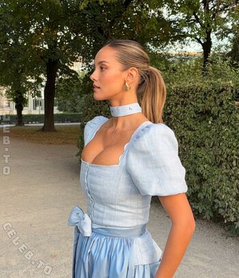 Full leaked Nicola cavanis private onlyfans photo