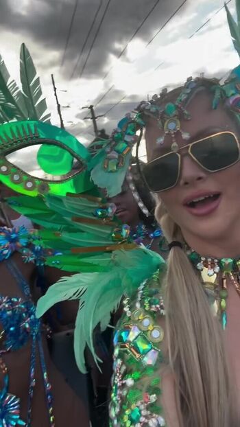 Nicole Arbour