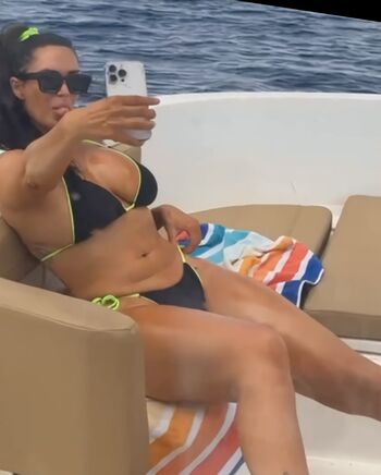 Full leaked Nicoleyourswflrealtor private onlyfans photo