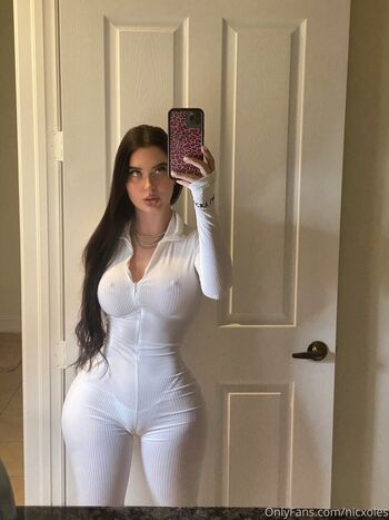 Full leaked Nikki mahana private onlyfans photo