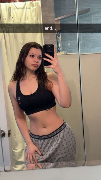 Full leaked Nikki woods  page private onlyfans photo