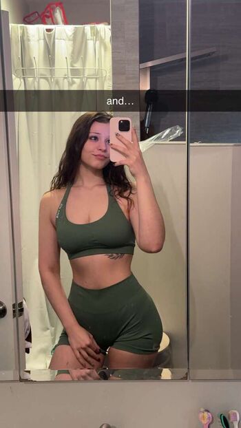 Full leaked Nikki woods  page private onlyfans photo