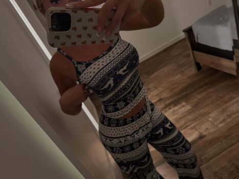 Full leaked Nikkidalessandro private onlyfans photo