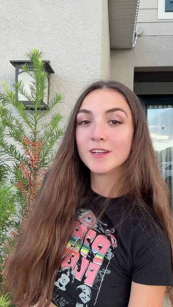 Full leaked Nikkiiryderr private onlyfans photo