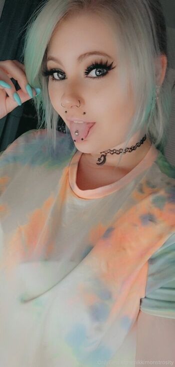 Full leaked Nikkimonstrosity private onlyfans photo