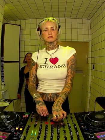 Full leaked Nikolina private onlyfans photo