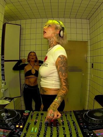 Full leaked Nikolina private onlyfans photo