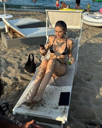 Full leaked Nikolina private onlyfans photo