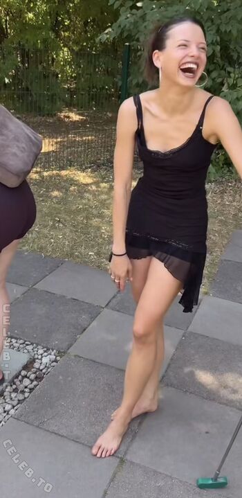 Nina Chuba