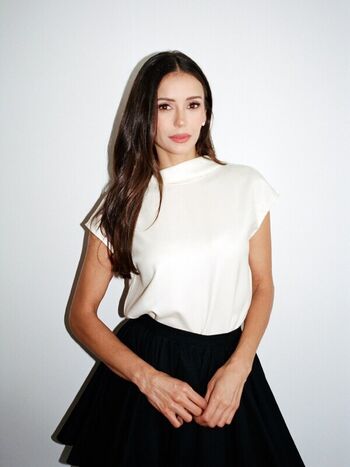 Nina Dobrev