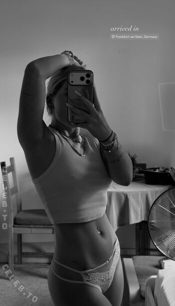 Full leaked Nina kxs private onlyfans photo