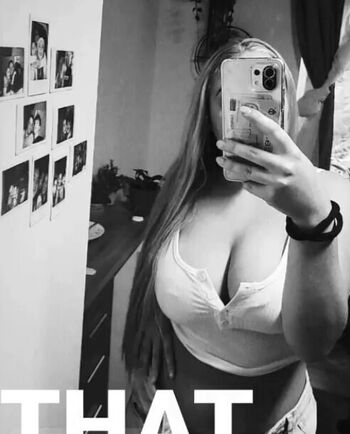 Full leaked Ninamagnes private onlyfans photo