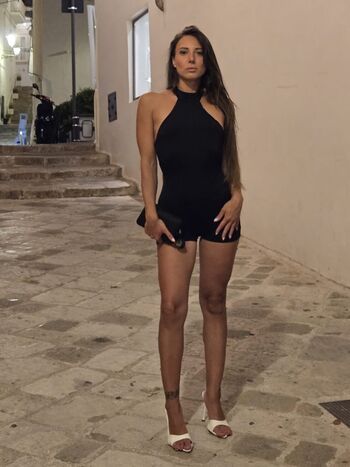 Full leaked Ninamissfit model private onlyfans photo