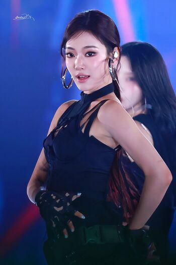 Full leaked Ningning aespa page private onlyfans photo
