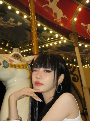 Full leaked Ningning aespa page private onlyfans photo