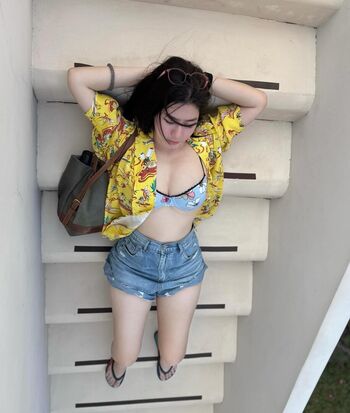 Full leaked Niparat konyai private onlyfans photo