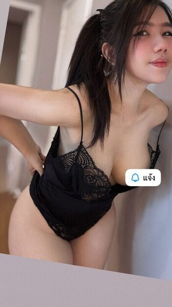 Full leaked Niparat konyai page private onlyfans photo