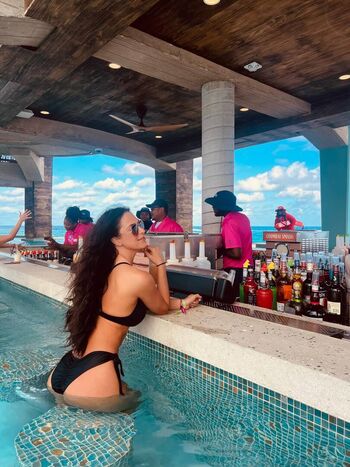 Full leaked Nnapples page private onlyfans photo