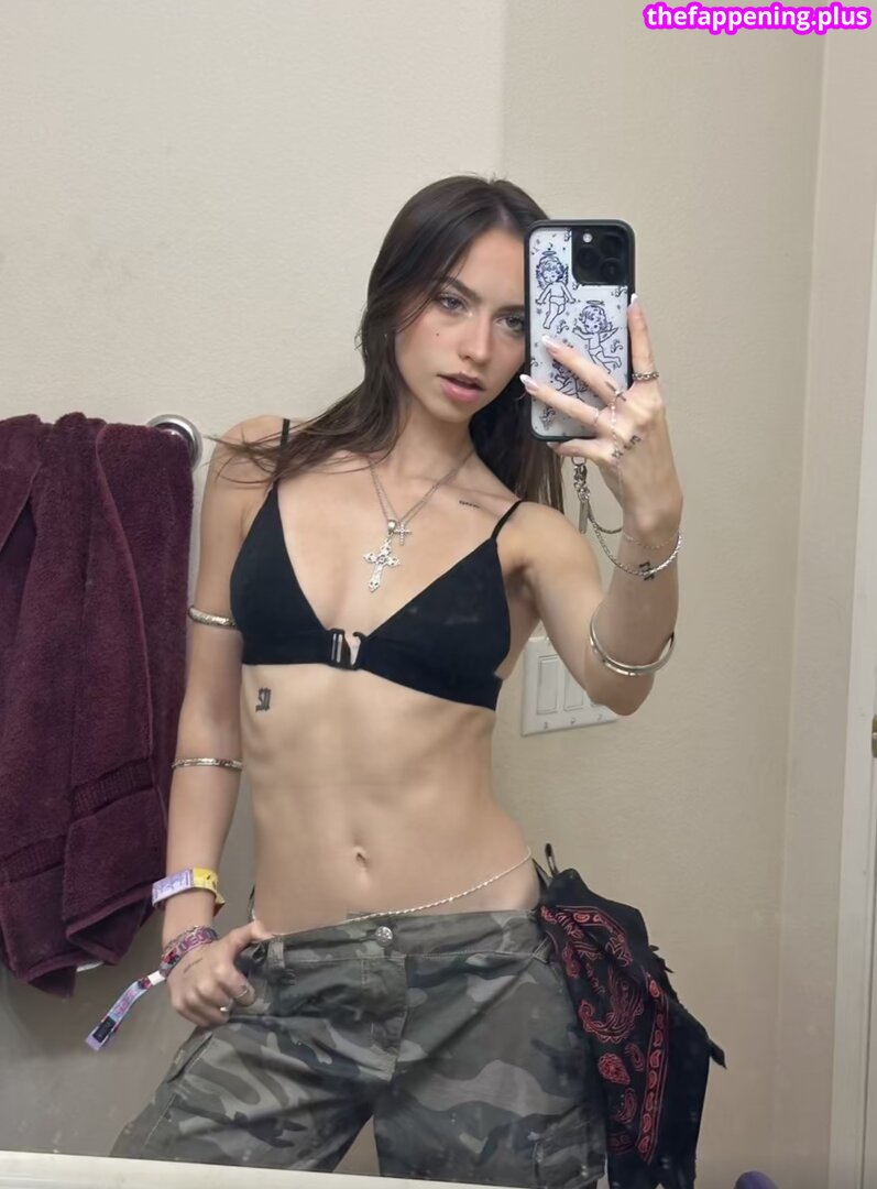 Katelyn Elizabeth / katelynelizabeth / nnayetakk नग्न OnlyFans फोटो #1405