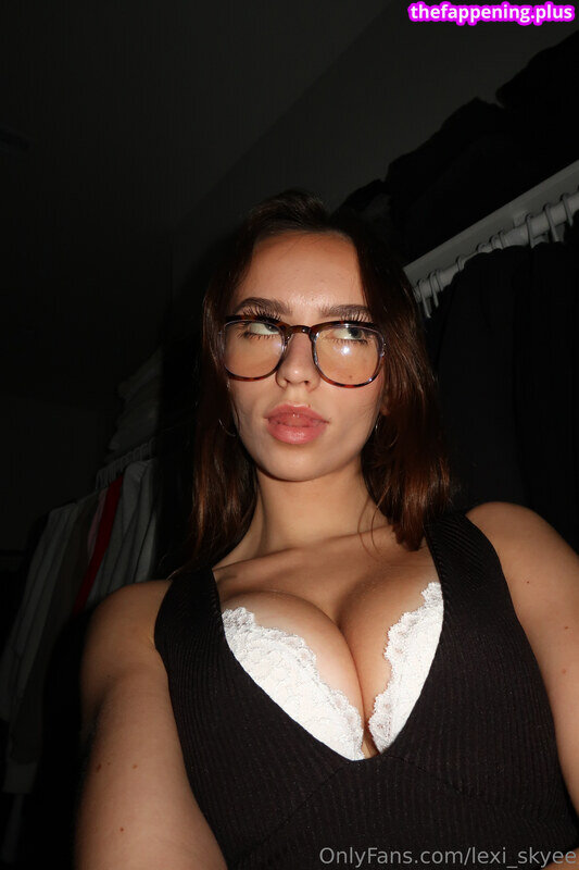 Katelyn Elizabeth / katelynelizabeth / nnayetakk Fotografie OnlyFans Dezbrăcată #1703