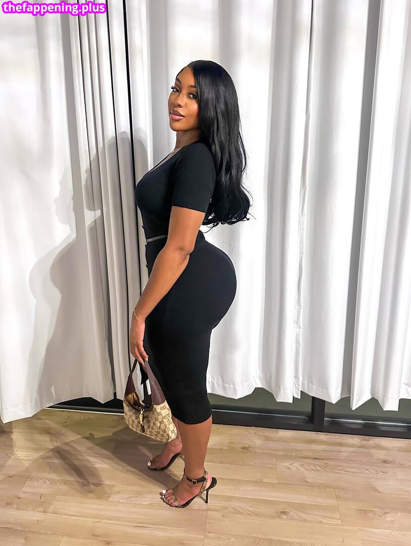 Nneka / https: / whoisnneka Fotografie OnlyFans Dezbrăcată #104