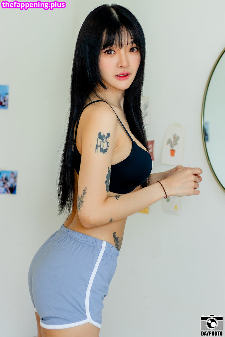 https: / nnewys Foto OnlyFans Nua #12