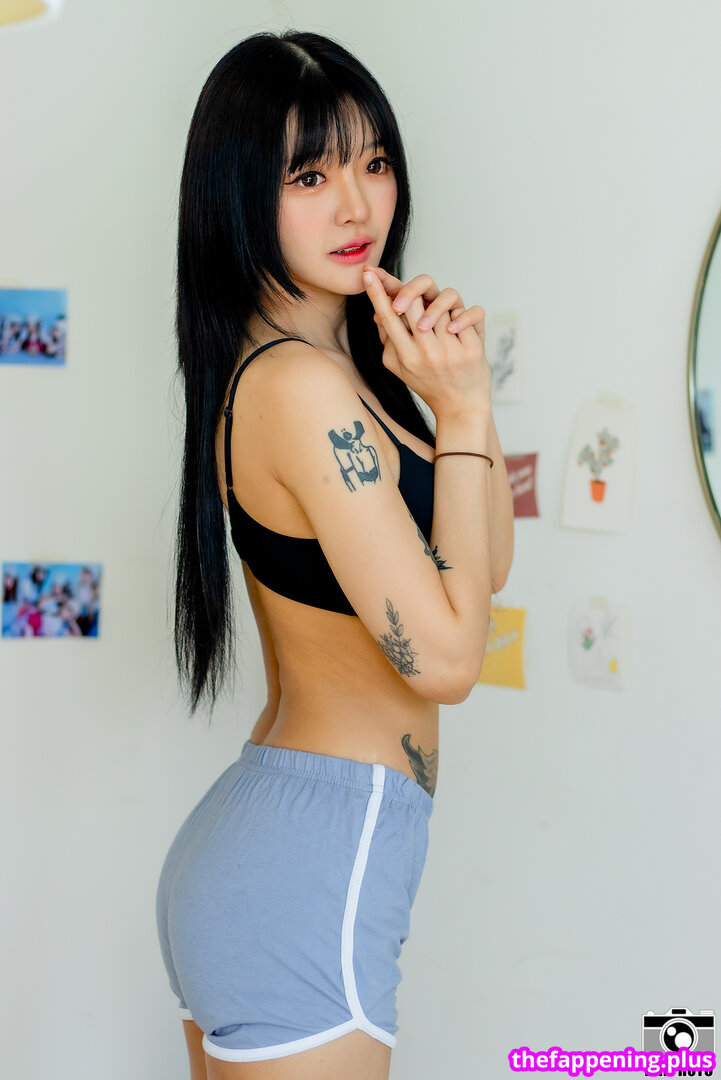 https: / nnewys ヌードOnlyFans写真 #16