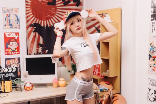 Full leaked Nnewys private onlyfans photo