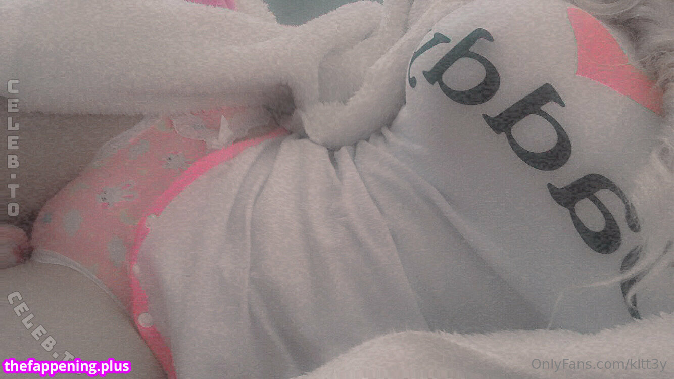 https: / kltt3y / nnyxie Foto OnlyFans Nua #32