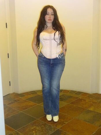 Full leaked Noah cyrus private onlyfans photo