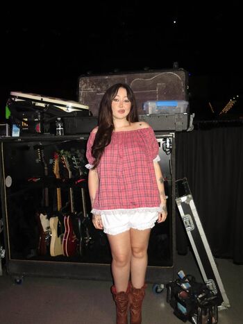 Full leaked Noah cyrus private onlyfans photo