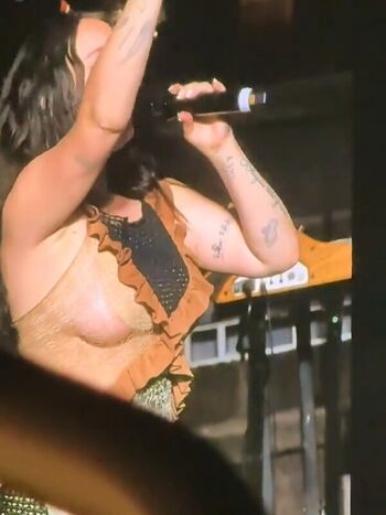 Full leaked Noah cyrus page private onlyfans photo