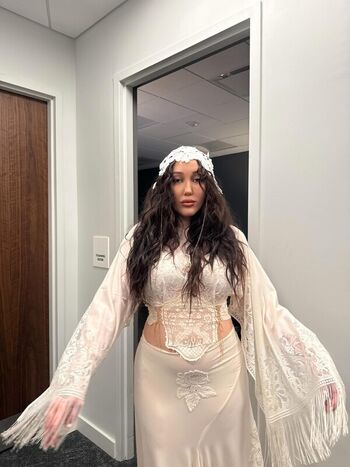 Full leaked Noah cyrus page private onlyfans photo