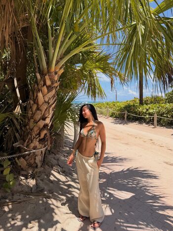 Full leaked Nona bayat page private onlyfans photo
