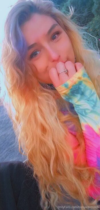 nonya.biznitch