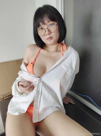 Full leaked Noomaroko private onlyfans photo