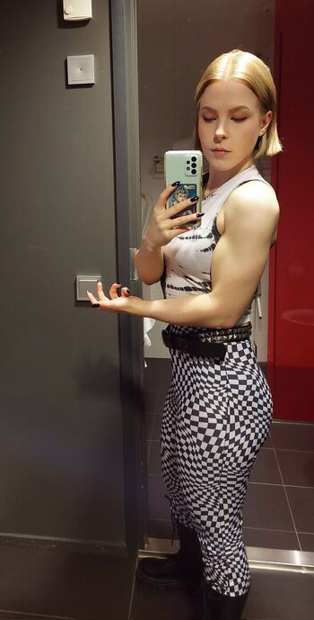 Full leaked Nooramorph private onlyfans photo