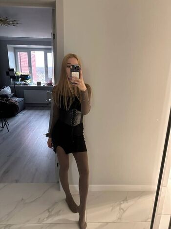 Full leaked Not so good wife private onlyfans photo