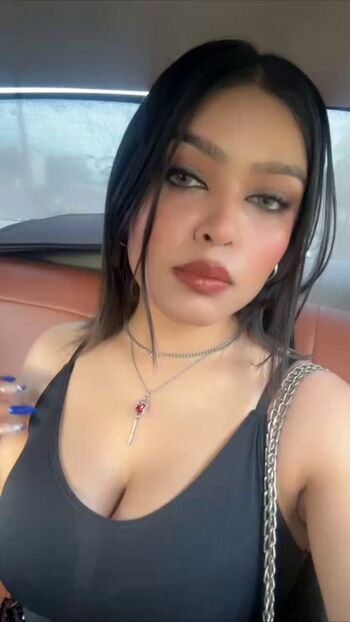 Full leaked Not so shy private onlyfans photo