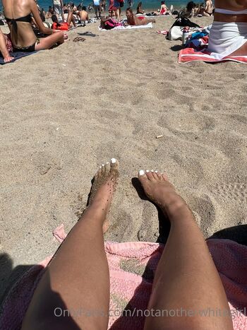 Full leaked Notanotherwhitegirl private onlyfans photo