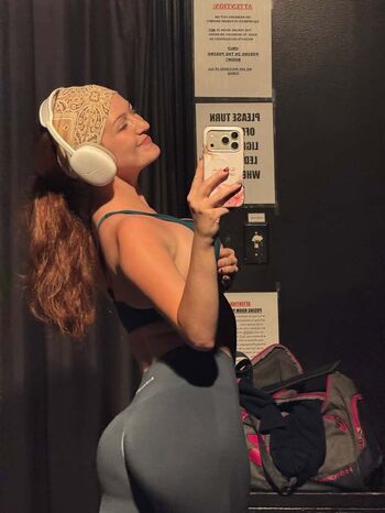 Full leaked Notemilyb private onlyfans photo