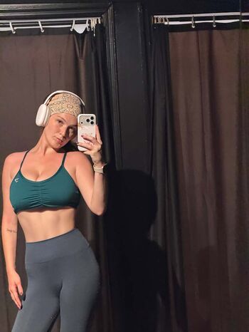 Full leaked Notemilyb private onlyfans photo