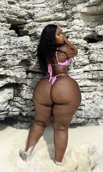 Full leaked Noushiex private onlyfans photo