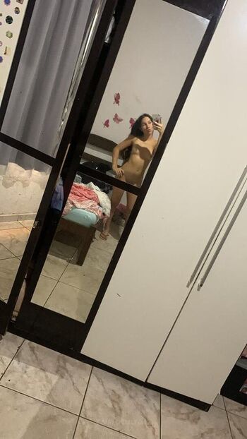 Full leaked Novinhas com peitos pequenos private onlyfans photo