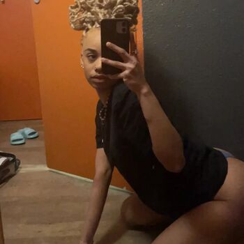 Full leaked Nude mym private onlyfans photo