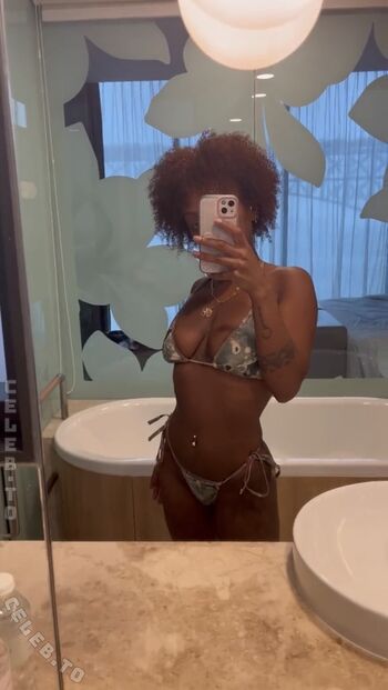 Full leaked Nura habib omer page private onlyfans photo